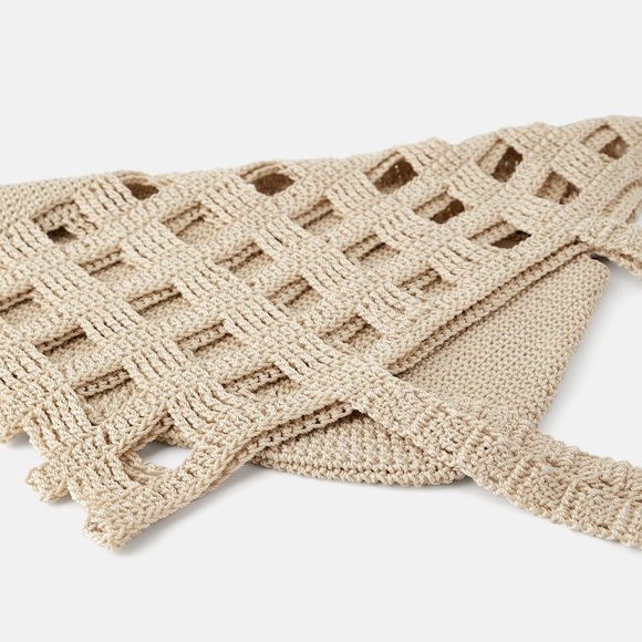 Zara Ecru Woven Bucket Bag - Picture 4 of 6